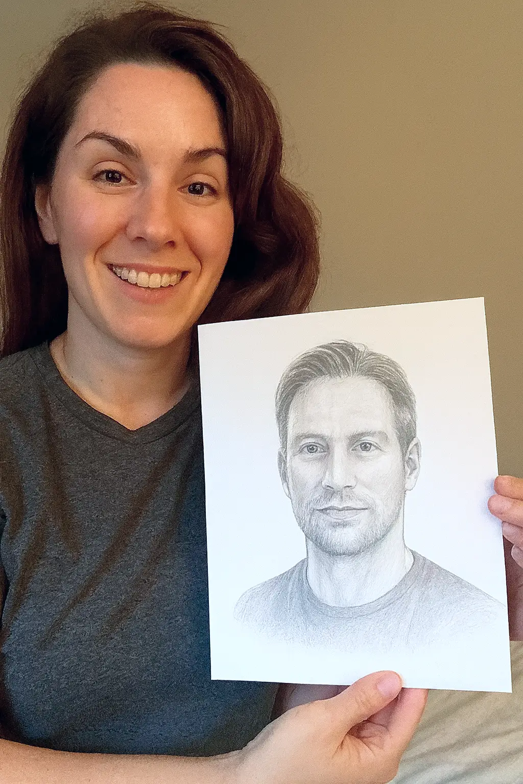 Lisa con dibujo de alma gemela